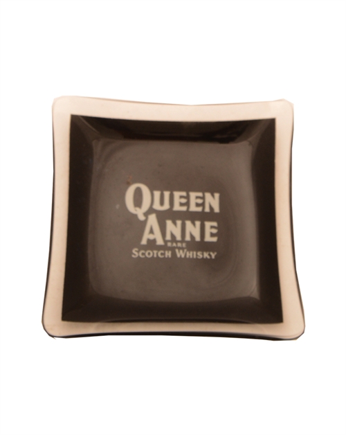 Askebæger med Queen Anne whiskylogo 1